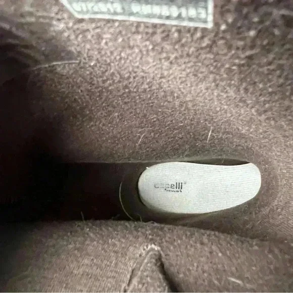 Women's CAPELLI PLAID RAIN/GARDEN BOOTS
SZ 7,brown plaid like new - Picture 6 of 8